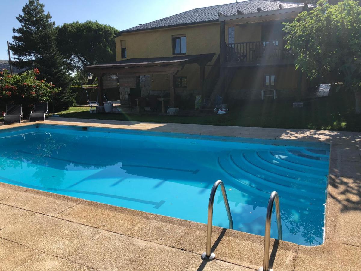 Margasol Villa Pedrezuela Exterior foto